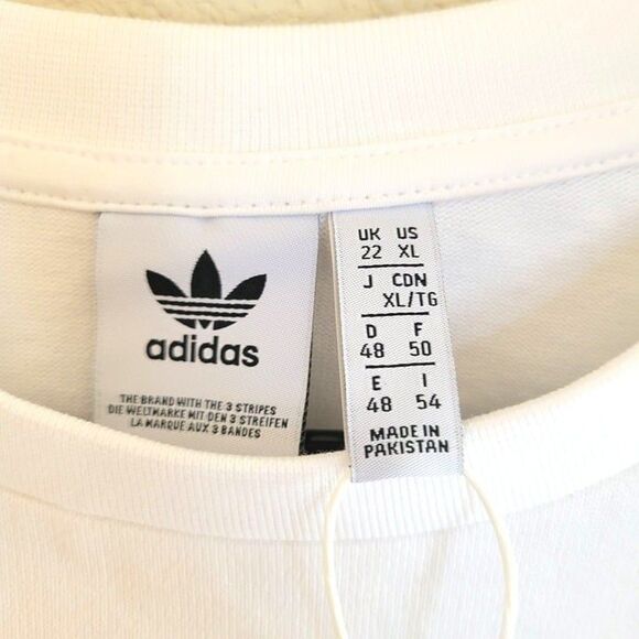 Adidas Womens Sweatshirt White L Oversized Triple Trefoil Long Sleeve  New - Picture 3 of 8